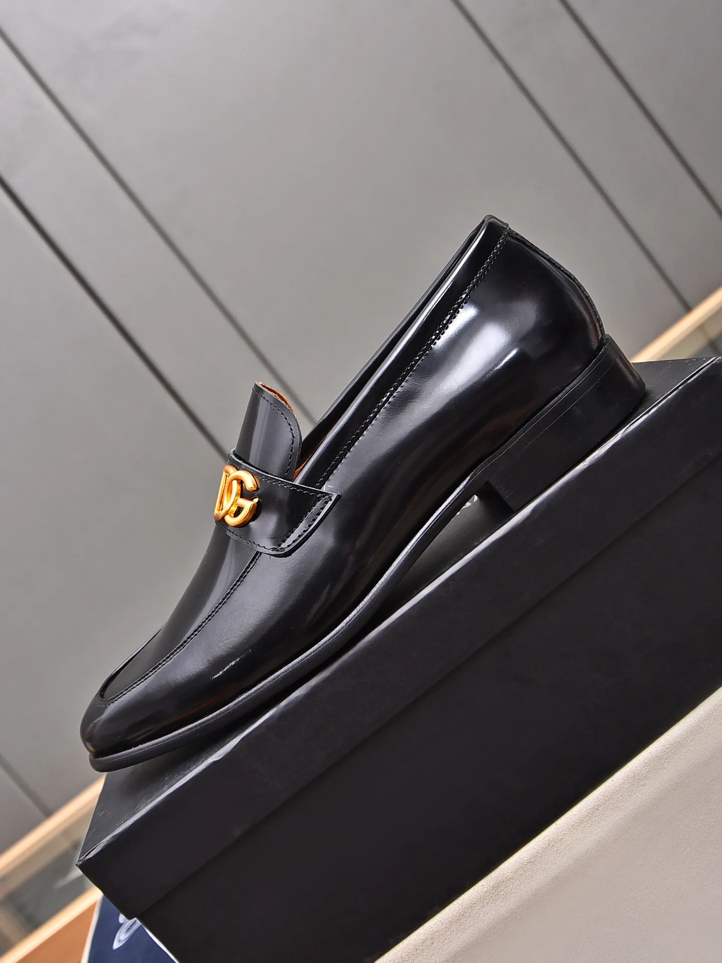 👍👍Men's shoes💰480 **Boutique recommendation**DG**The latest business formal leather shoes, official website synchronization, top version on the market, purely handmade. Fabric: imported calfskin with water-dyed cow lining 38, 39, 40, 41, 42, 43, 44 (customized at 45